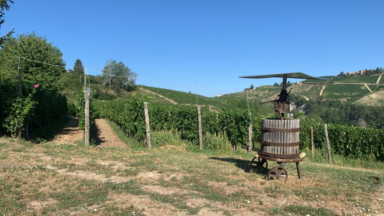 Cadgal - Tenuta Valdivilla Santo Stefano Belbo Bagian luar foto