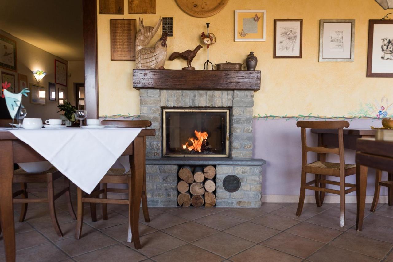 Cadgal - Tenuta Valdivilla Santo Stefano Belbo Bagian luar foto